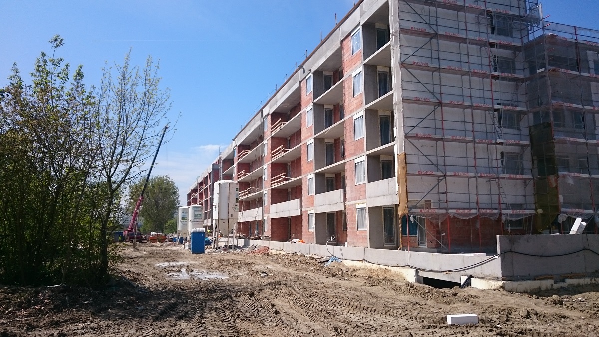 Trwa budowa nowych mieszkaÅ„ w Poznaniu - Malta Nowa 2 - maj 2017